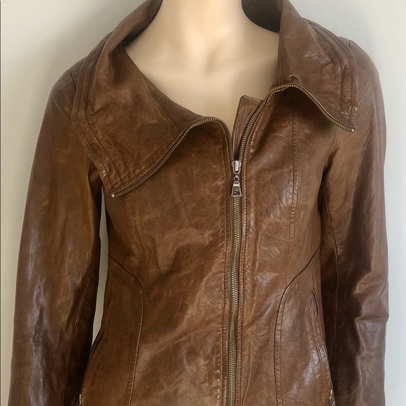 Italian leather jacket-made in Canada - Picture 4 of 8